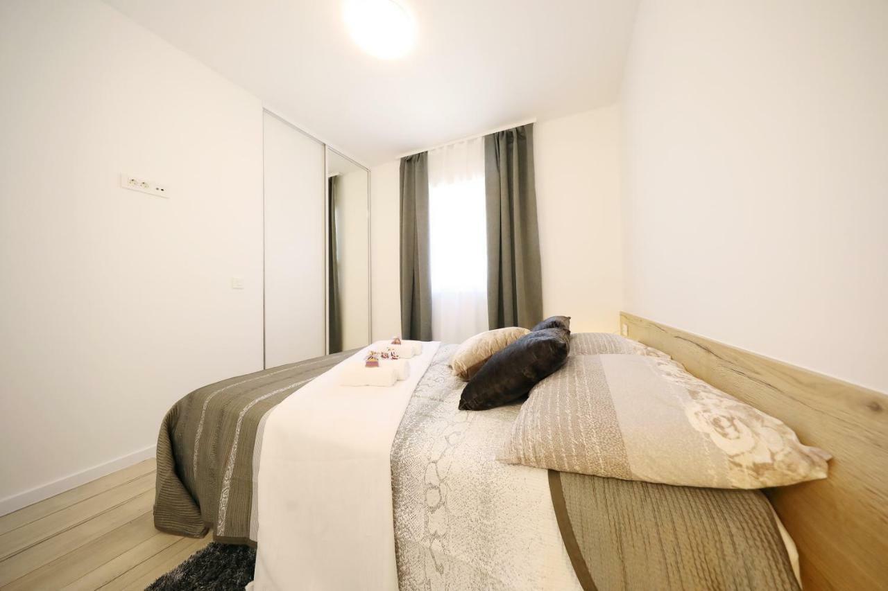 Sens Apartments Zadar Exterior photo