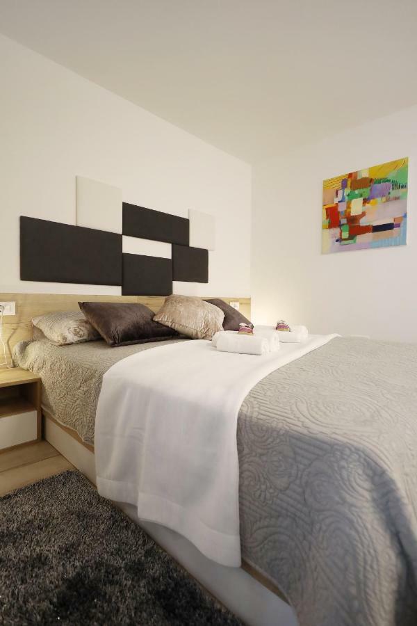 Sens Apartments Zadar Exterior photo